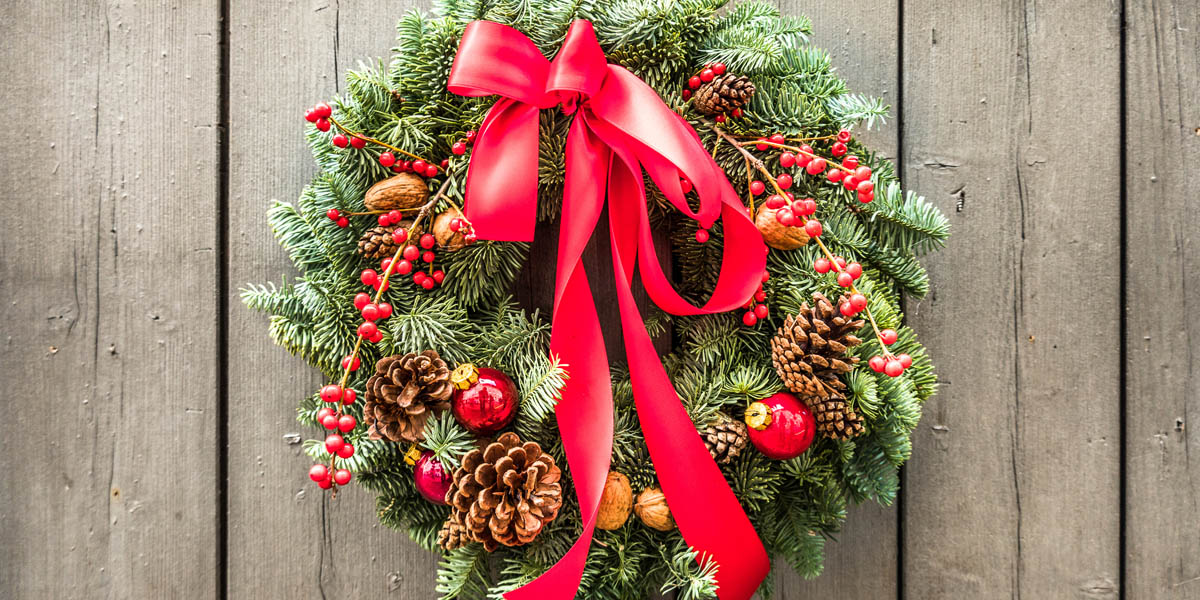 Holiday Wreath Decorating Class